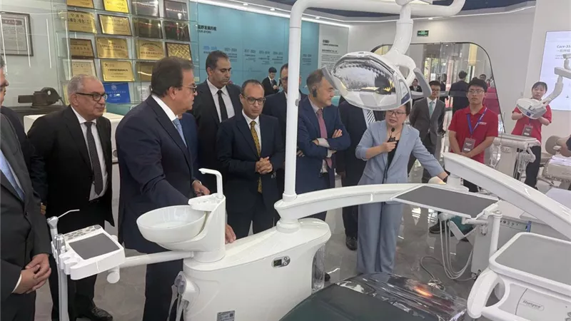 مصر تنشئ أول مصنع لمعدات طب الأسنان في المنطقة الاقتصادية بالعين السخنة
