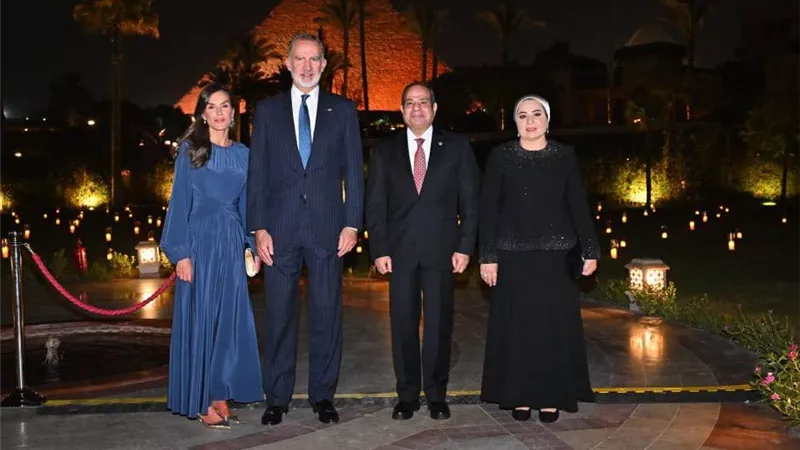الرئيس السيسي يقيم مأدبة عشاء على شرف ملك إسبانيا بمنطقة الهرم