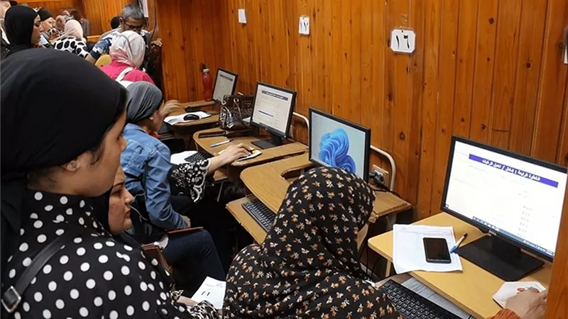 اليوم.. آخر فرصة للتقديم الإلكتروني المباشر لطلاب مدارس التكنولوجيا التطبيقية