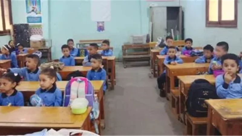 خريطة العام الدراسي الجديد.. مواعيد الدراسة والإجازات والامتحانات