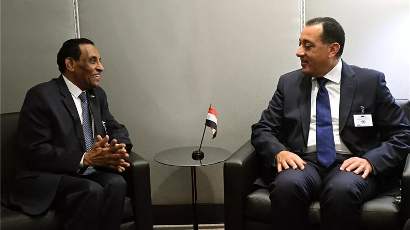 مدبولي يؤكد دعم مصر لاستقرار السودان ومشروعات إعادة الإعمار