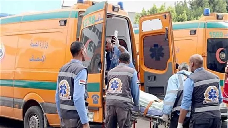 سيارة تضرب شابا أعلى كورنيش المعادي وتحرك أمني عاجل 