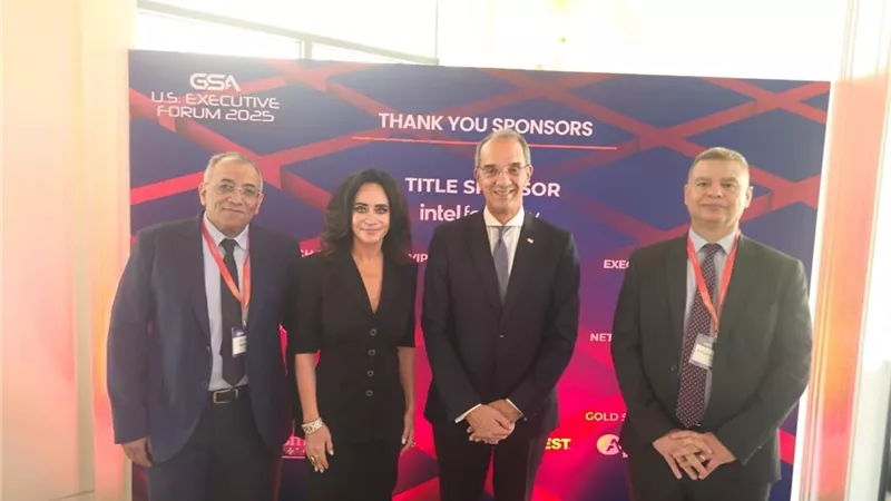وزير الاتصالات يشارك في منتدى أشباه الموصلات GSA بكاليفورنيا