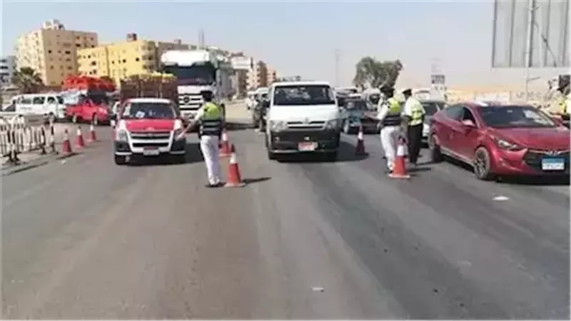 تكدس بالشوارع والميادين.. خريطة الزحام المروري بالقاهرة والجيزة