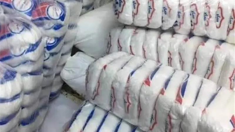 السكر بـ25 جنيهًا للكيلو.. التموين تطرحه عبر 284 منفذًا على مستوى الجمهورية