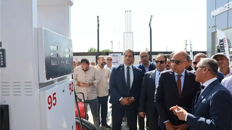 لدعم خدمات الوقود والغاز.. محافظ المنيا يفتتح محطة 