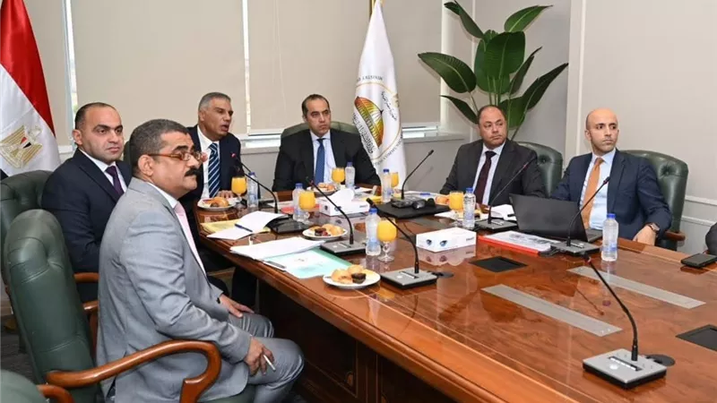 الشئون النيابية تتابع صرف تعويضات متضرري السد العالي