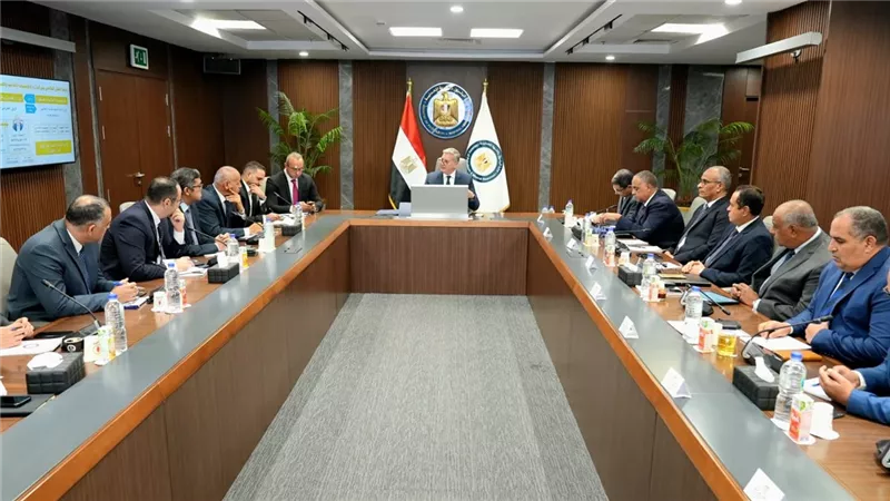 وزير البترول في لقاء مع الإعلاميين: إنتاج الغاز يتصاعد وانطلاقة جديدة للتعدين