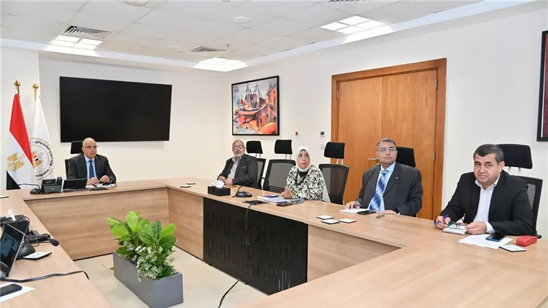 تطوير البحيرات لتحسين نوعية المياه.. توجيه عاجل من وزير الري