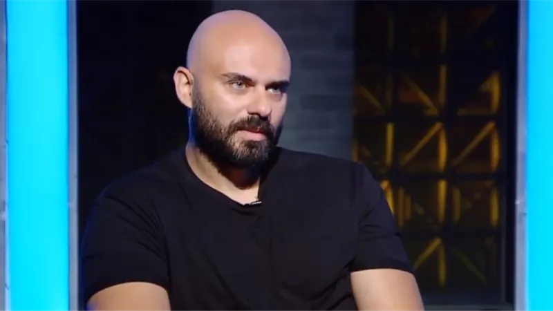 تأجيل دعوى تعويض ضد الفنان أحمد صلاح حسني بسبب تحطيم سيارة بالتجمع