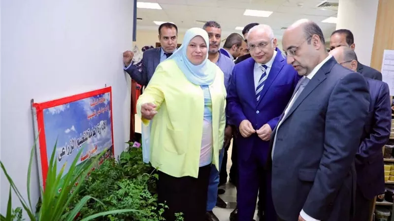 ملابس جاهزة ومخبوزات.. افتتاح معرض التعليم الفني بالعاصمة الإدارية