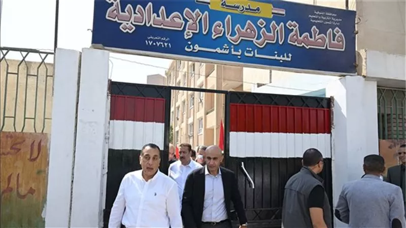 مدبولي لـ وزير التعليم: جهودكم في معالجة عجز المدرسين وتقليل الكثافات أصبحت واضحة