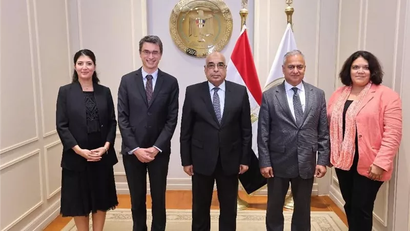 وزير العدل يبحث مع البنك الدولي تعزيز التعاون في العدالة الرقمية
