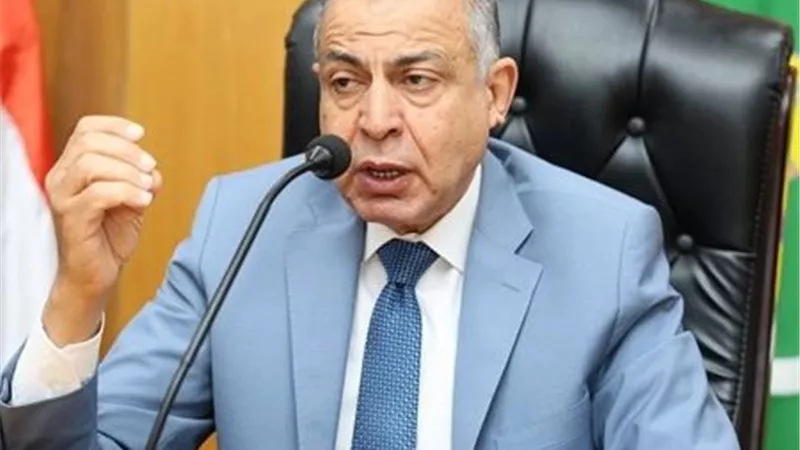 بعد نشر «تفصيلة».. بيان رسمي من محافظة المنيا بشأن حالة الشاب يوسف