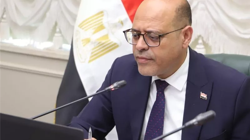  وزير العمل: تحرير 216 محضر خاص بتراخيص عمل الأجانب بمنطقة شق الثعبان