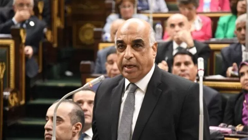 وزير العدل يتراجع عن رفضه لعدد من المواد محل اعتراض رئيس الجمهورية على مشروع قانون الإجراءات الجنائية