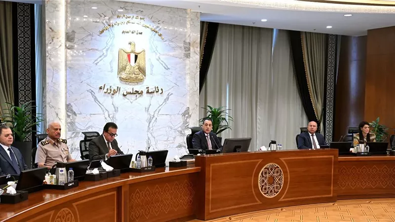 رئيس الوزراء: الصحة والتعليم وحياة كريمة في صدارة أولويات عمل الحكومة