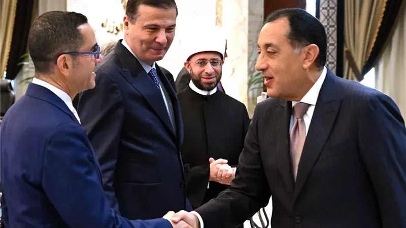 الاستثمار: سياسة تجارية منفتحة لتعزيز التنافسية وزيادة الصادرات ذات القيمة المضافة