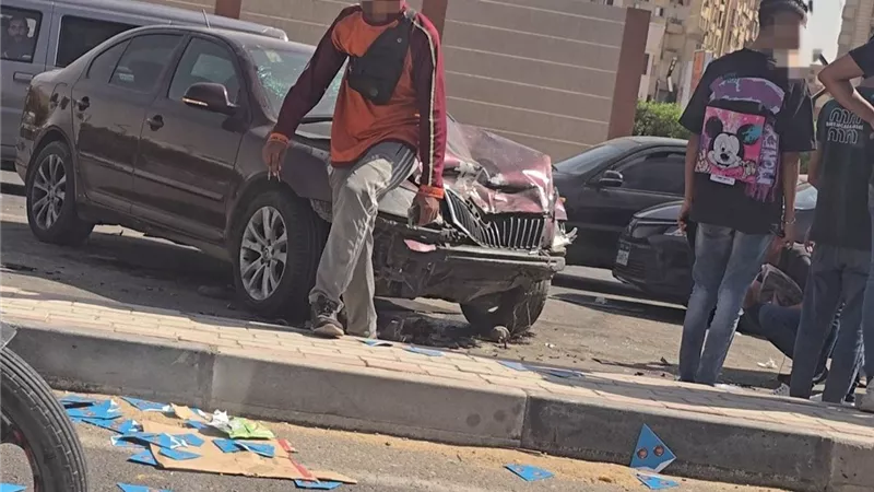 معجنة عربيات.. تصادم 3 سيارات ملاكي على محور حسب الله الكفراوي (صور)