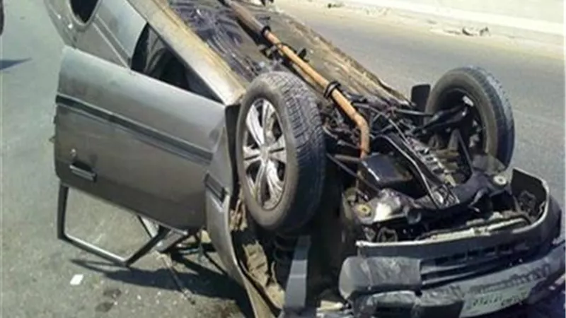 إصابة 5 أشخاص في تصادم سيارتين بمحور المحمودية بالإسكندرية