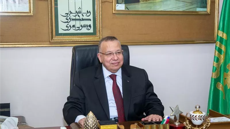 نقيب الأشراف يهنئ الرئيس السيسي بفوز خالد العناني مديرًا عامًا لليونسكو