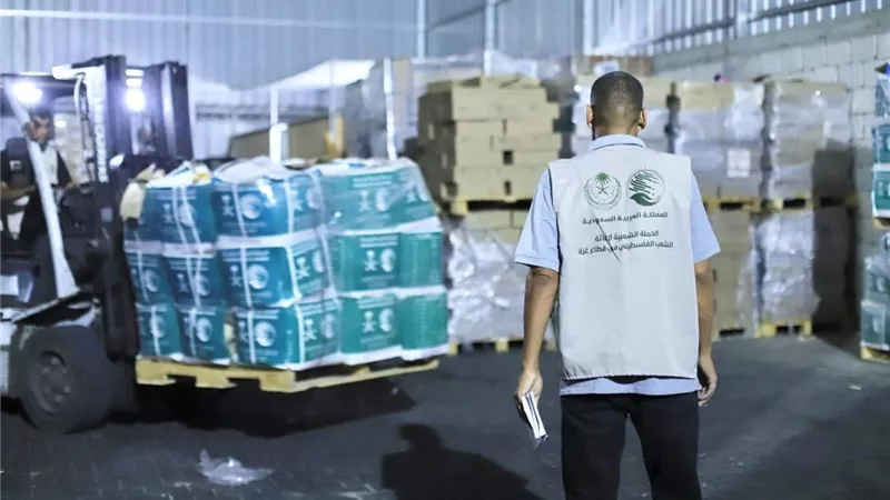 قافلة إغاثية سعودية جديدة تصل إلى غزة
