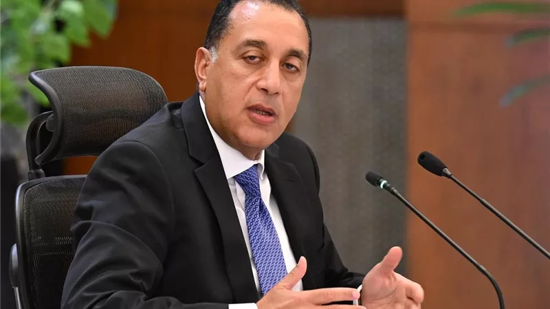 مجلس الوزراء يهنئ خالد العناني بفوزه مديرًا عامًا لليونسكو ويؤكد: إنجاز تاريخي لمصر والعرب