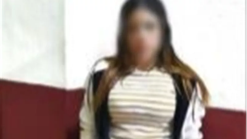 دعارة عبر تطبيق هاتفي.. سقوط 4 سيدات روّجن لأنفسهن على الإنترنت مقابل المال بالإسكندرية