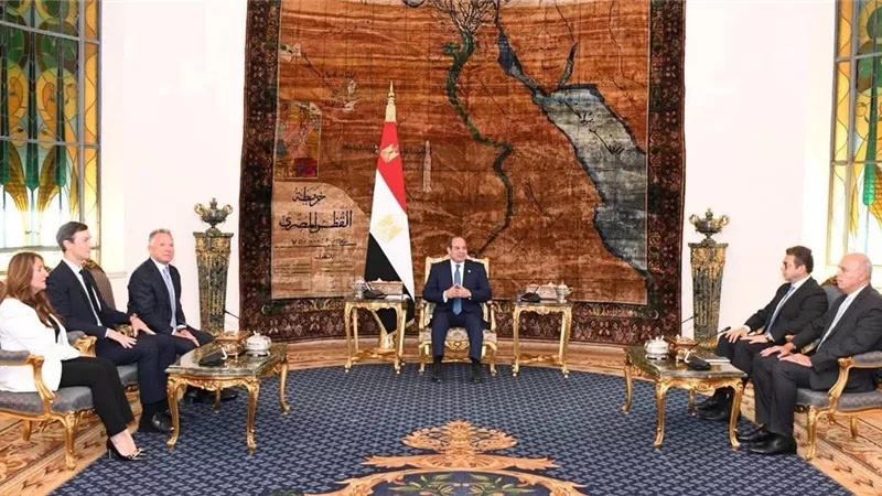 الرئيس السيسي:  مصر تقدر وتساند جهود ترامب لإنهاء النزاعات وإحلال السلام في الشرق الأوسط والعالم