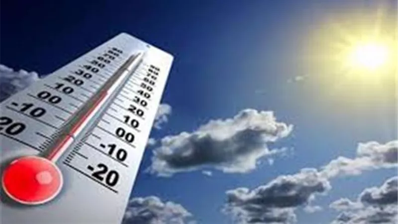 شبورة وأمطار خفيفة ورياح معتدلة.. الأرصاد تكشف تفاصيل طقس الجمعة