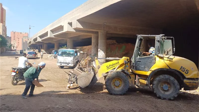 محافظة الجيزة ترفع 200 طن مخلفات من نفق المكرونة بالعمرانية