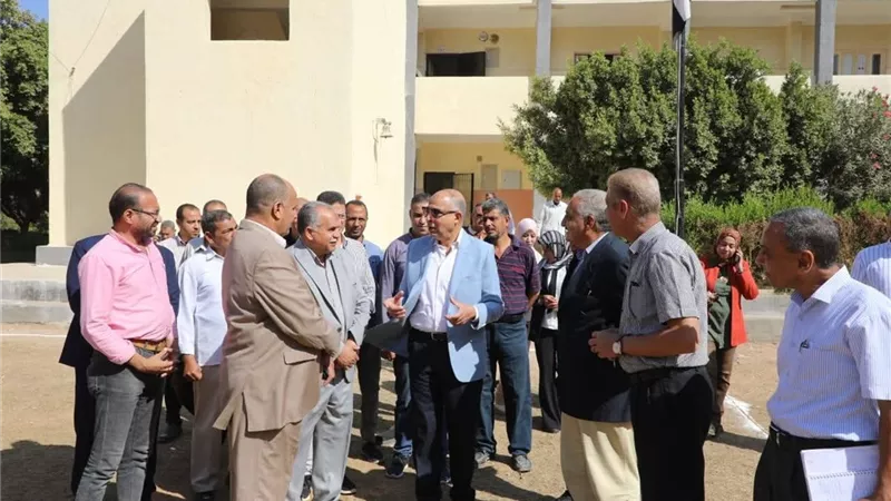 محافظ المنيا يعلن إنشاء مدرسة جديدة بنزلة البرشا بـ33 فصلًا 