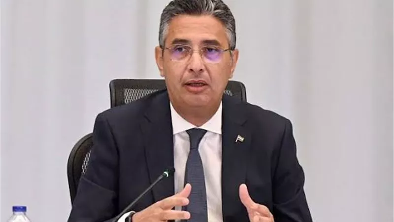 وزير التموين يطمئن المواطنين: الاحتياطي الاستراتيجي من السلع الأساسية آمن ويوفر الاستقرار