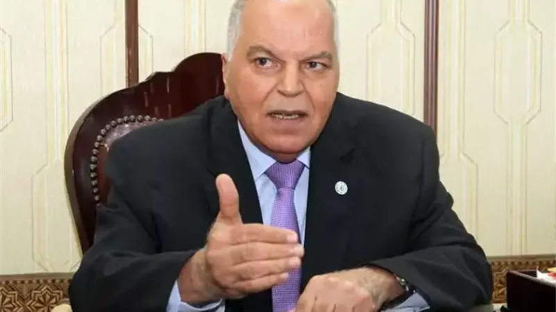 نقابة المعلمين تتدخل بعد اعتداء ولي أمر على معلمين بمدرسة في أسيوط
