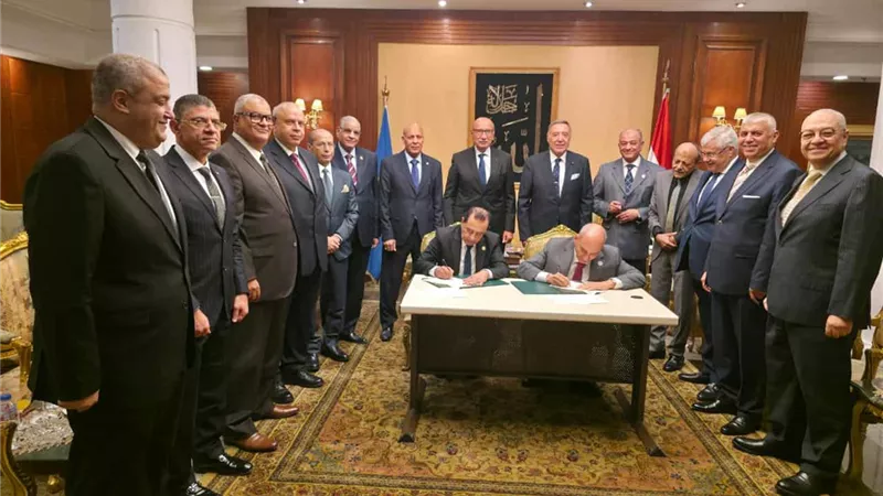 توقيع بروتوكول بين المحكمة الدستورية العليا ومحكمة النقض