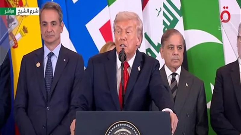 ترامب يشيد بالجيش المصري: من أقوى جيوش العالم وحارس الأمن الإقليمي