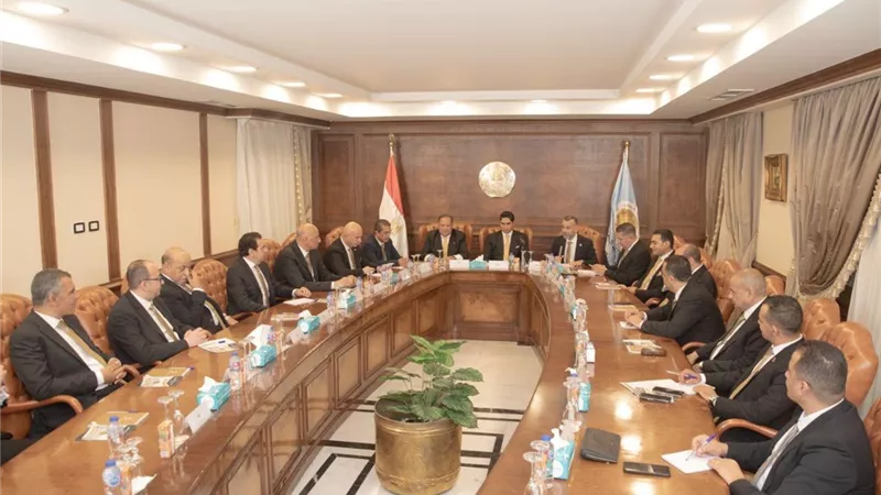 برئاسة أبو هشيمة.  الشعب الجمهوري يجتمع بمرشحيه الفردي لوضع ملامح المرحلة المقبلة 