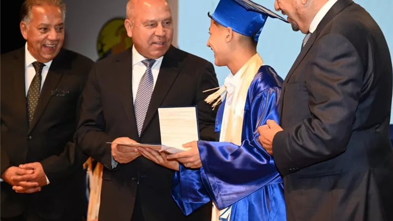 بالإنابة عن رئيس مجلس الوزراء.. كامل الوزير يفتتح حفل تخرج الدفعة الأولى من مدرسة أبو زعبل للتنمية الصناعية