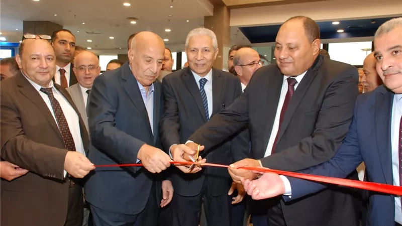 الصياد يفتتح المعرض الدولي الـ25 لإدارة وإنتاج الدواجن والماشية والأسماك «أجرينا»