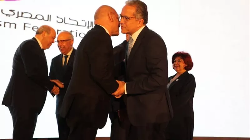 إنجاز دولي جديد.. محافظ القاهرة: العناني في اليونسكو شهادة عالمية لمصر