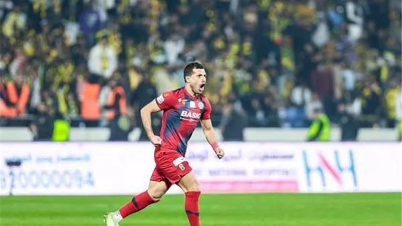 القرار النهائي في الزمالك بشأن عودة طارق حامد (خاص)