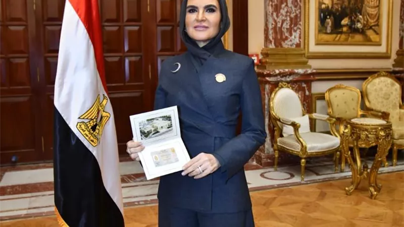 سحر نصر تتسلم كارنيه عضوية مجلس الشيوخ وتؤكد: مسيرة عطاء جديدة لخدمة الوطن