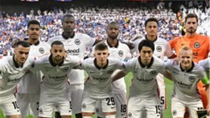  بوركاردت يقود آينتراخت فرانكفورت لمواجهة فرايبورج بالدورى الألمانى 