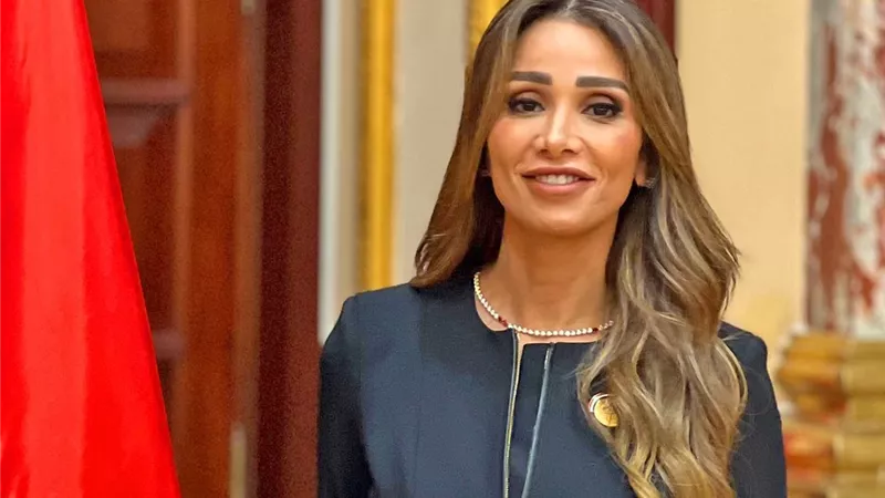 النائبة إنجي نصيف تطالب بتوسيع مظلة الحماية الاجتماعية وزيادة مخصصات التعليم بالموازنة الجديدة