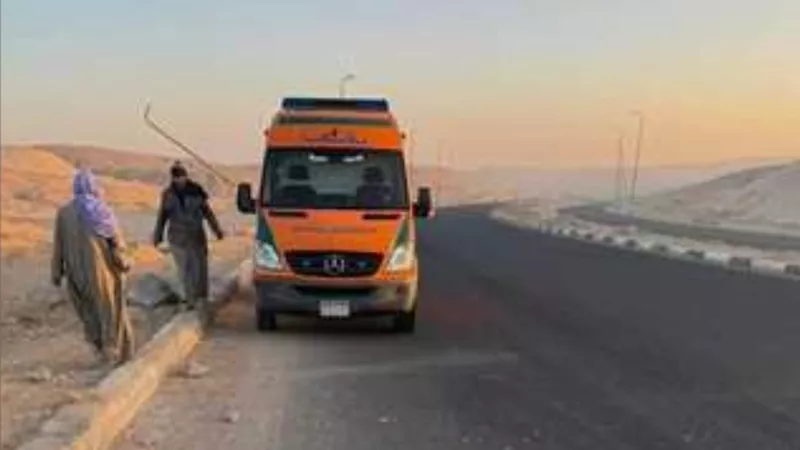 مصرع شخص وإصابة 7 في انقلاب سيارة بالطريق الصحراوي الغربي بالمنيا