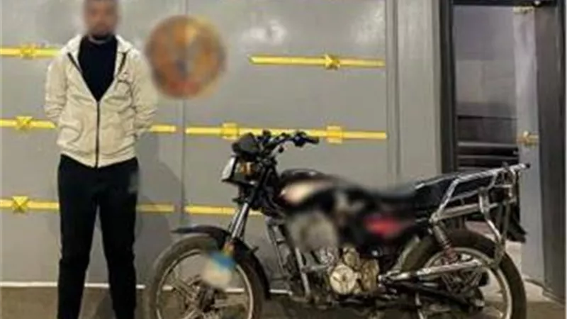 القبض على قائد دراجة نارية صدم شخصين بالمنيا ولاذ بالفرار