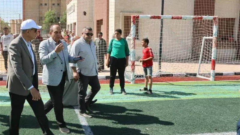 محافظ المنيا يفتتح مركز شباب بني خلف ضمن «حياة كريمة»