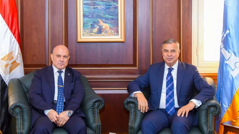 محافظ الإسكندرية يستقبل رئيس هيئة النيابة الإدارية لبحث سبل تعزيز التعاون المشترك