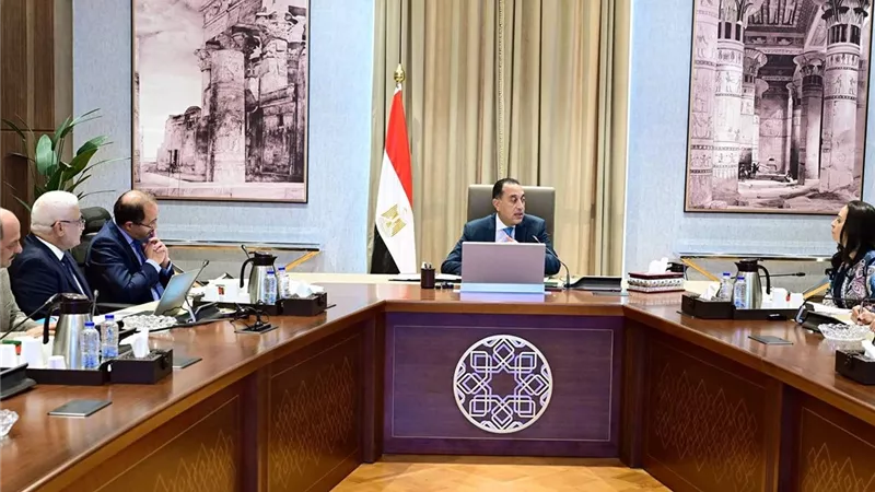 رئيس الوزراء يتابع الموقف المالي للهيئة القومية للتأمين الاجتماعي وسبل تعظيم إيراداتها