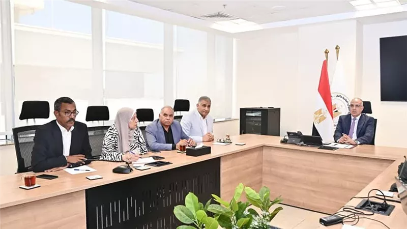 الري تستخدم «الدرون» لرصد التعديات على ترع القناة وتطوير منظومة توزيع المياه